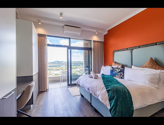 1 BEDROOM APARTMENT FOR SALE IN MENLYN